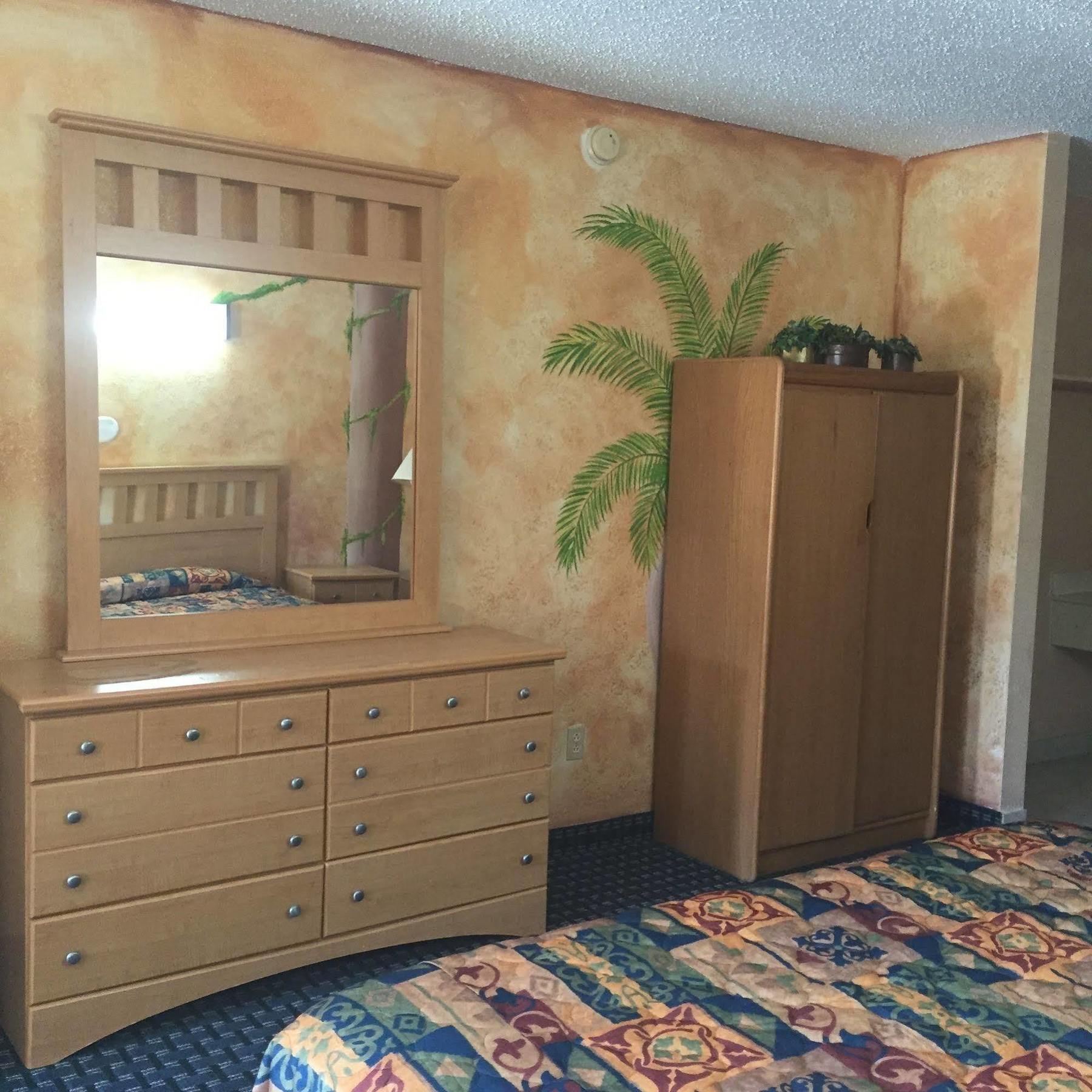 هيوستن Guest Inn And Suites المظهر الخارجي الصورة